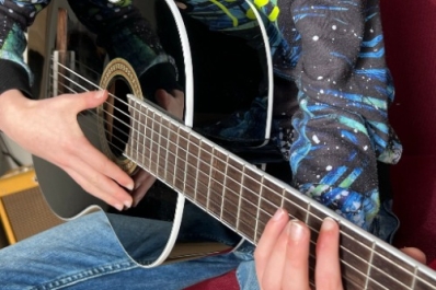 Ontdek de Gitaar/ Ukulele - Hardenberg Centrum 
