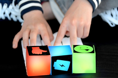Maak jouw eigen lichtgevende piano!   - Schuinesloot