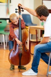 Ontdek Strijkinstrumenten (viool en cello) - Hardenberg Centrum  