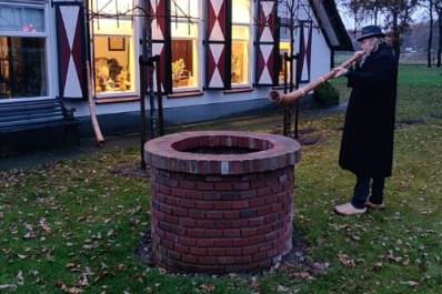 Midwinterhoorn blazen - Kloosterhaar